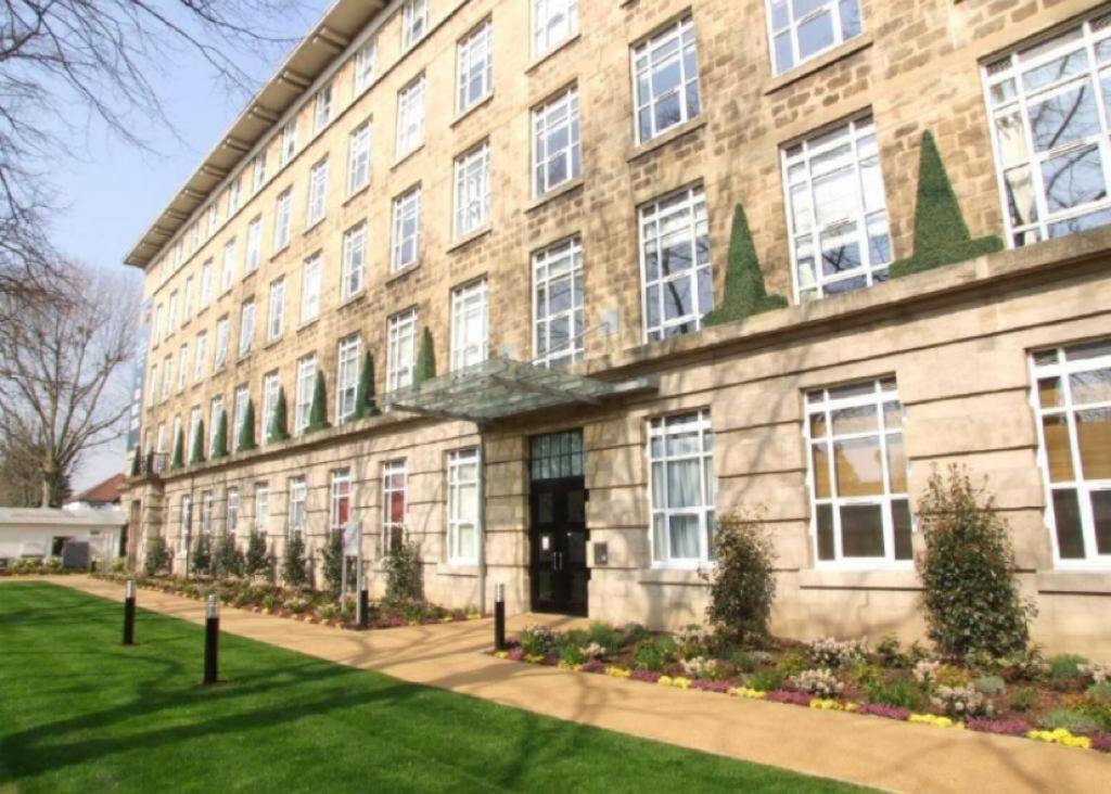 Stunning 2 Bed Flat! Centrally Located In London, Uk! Экстерьер фото