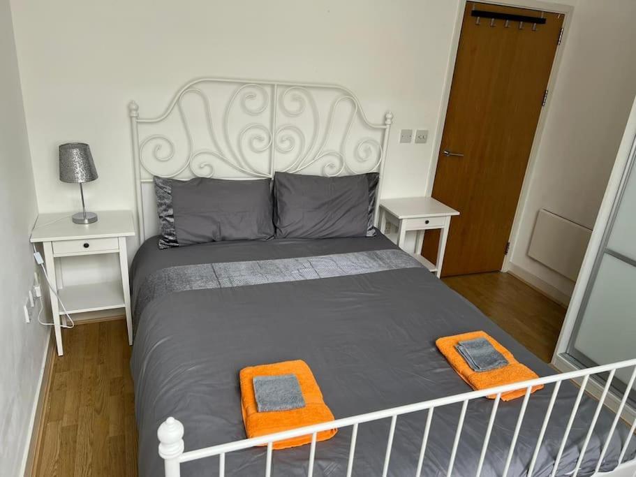 Stunning 2 Bed Flat! Centrally Located In London, Uk! Экстерьер фото