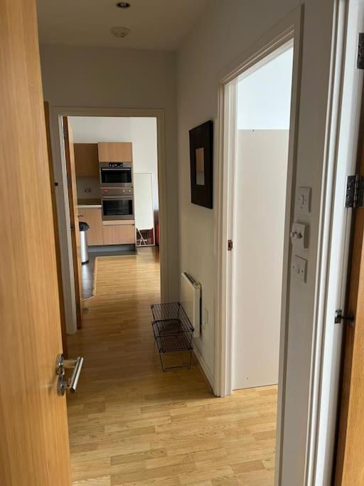 Stunning 2 Bed Flat! Centrally Located In London, Uk! Экстерьер фото