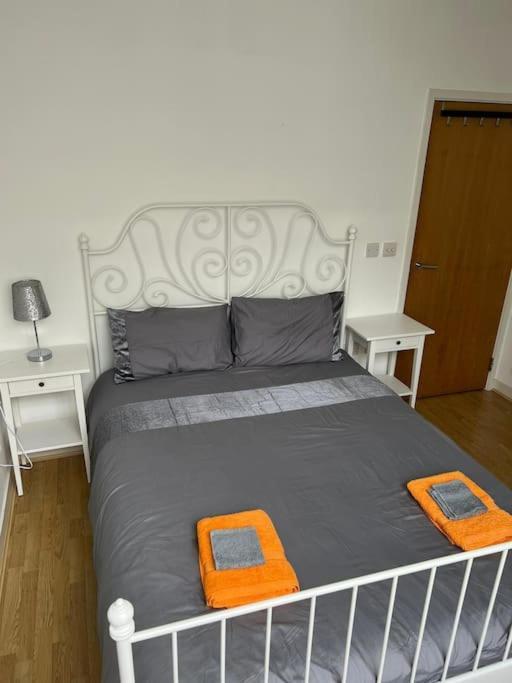 Stunning 2 Bed Flat! Centrally Located In London, Uk! Экстерьер фото