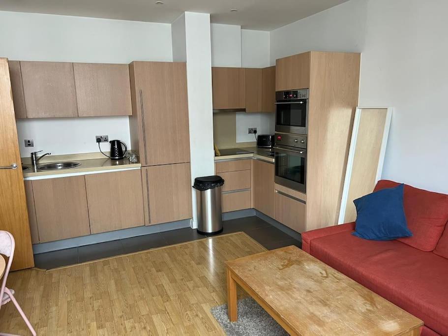 Stunning 2 Bed Flat! Centrally Located In London, Uk! Экстерьер фото