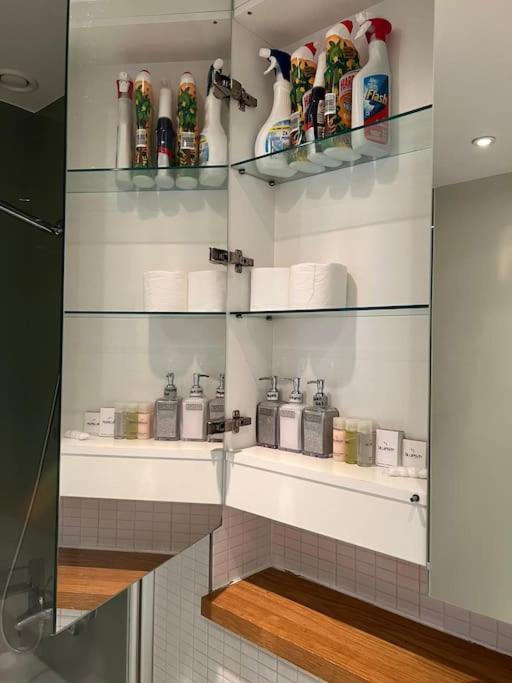 Stunning 2 Bed Flat! Centrally Located In London, Uk! Экстерьер фото