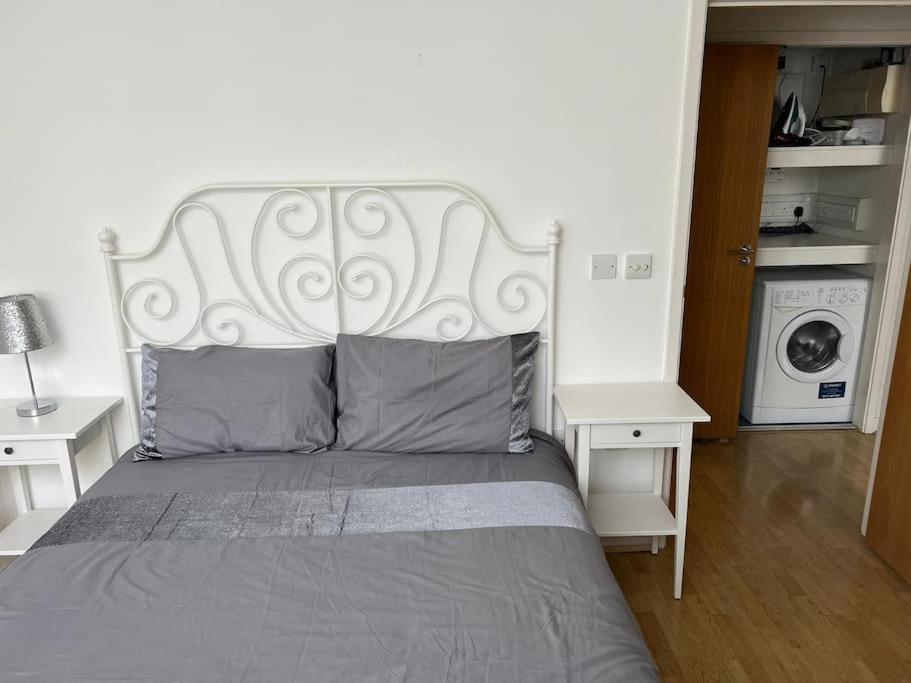 Stunning 2 Bed Flat! Centrally Located In London, Uk! Экстерьер фото