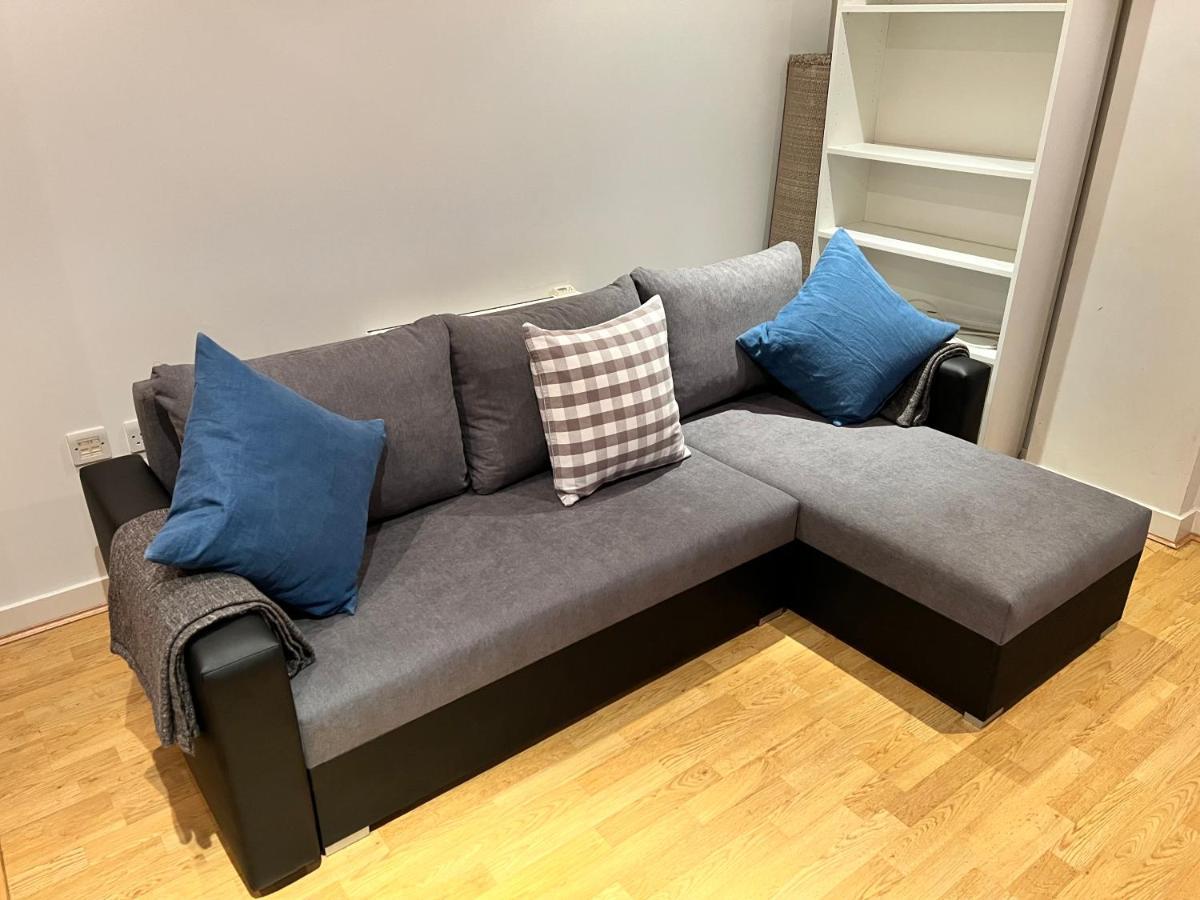 Stunning 2 Bed Flat! Centrally Located In London, Uk! Экстерьер фото